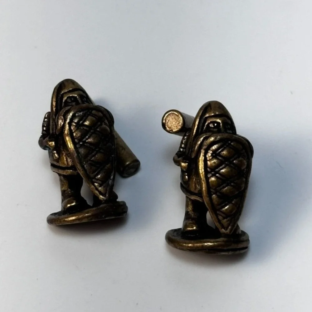 Vintage Cuff‎ Links Brass Tone Medieval Knight Mid Century Signed PT